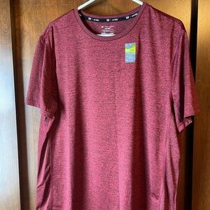 TEK GEAR Red Short Sleeve Crew Neck Tee